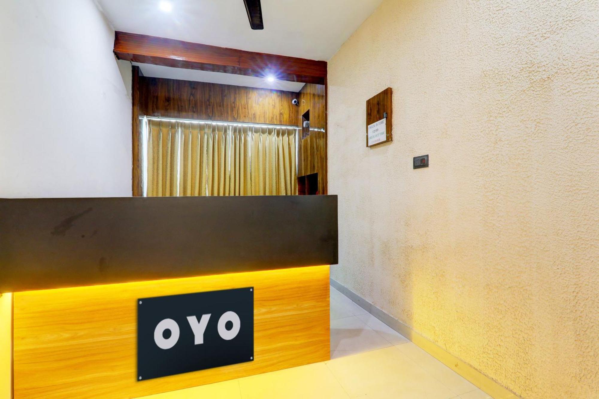 Hotel O Sr Grand Gorakhpur Esterno foto
