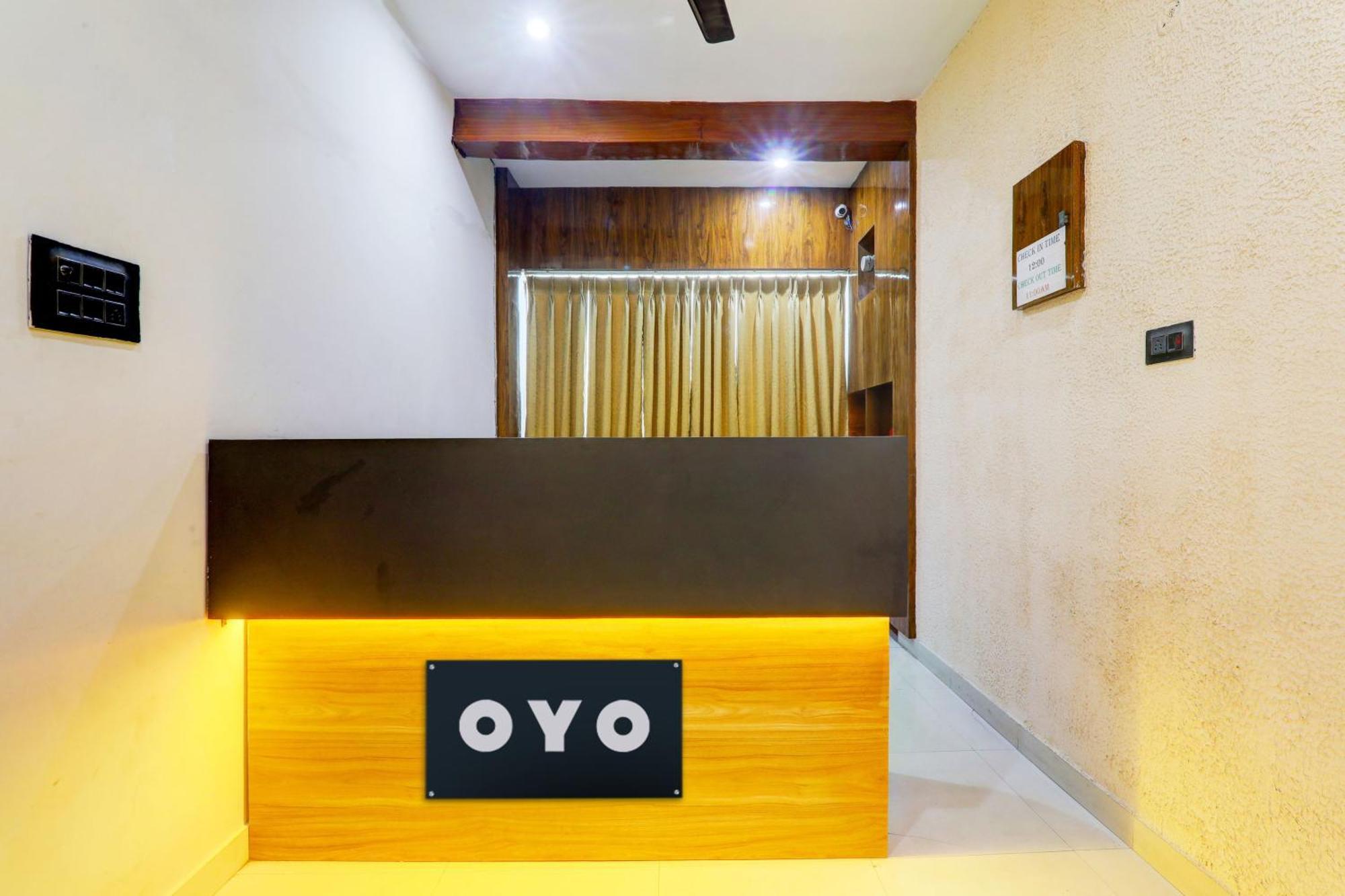 Hotel O Sr Grand Gorakhpur Esterno foto